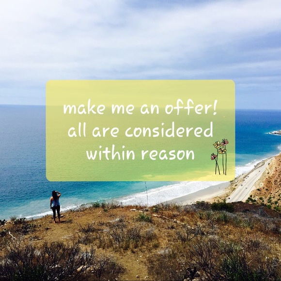 Meet your Posher, Roxanne - Picture 1 of 2